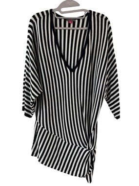 Vince Camuto Striped V-Neck Tie-Hem Top - Black & White Coverup - Size L
